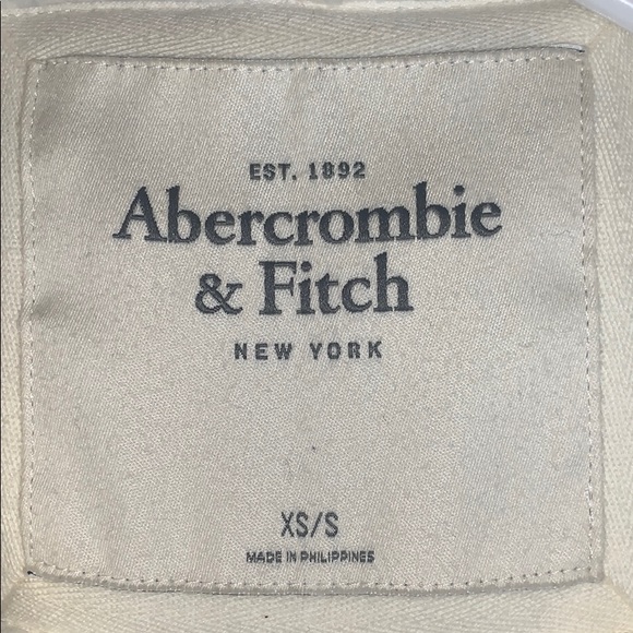 Abercrombie and Fitch top - Picture 2 of 2